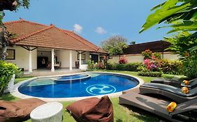 Heliconia Villa